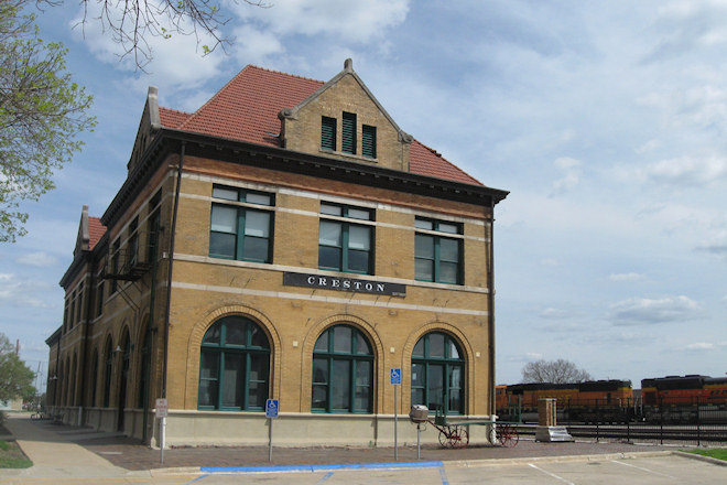 Train Depot (Creston, Iowa)