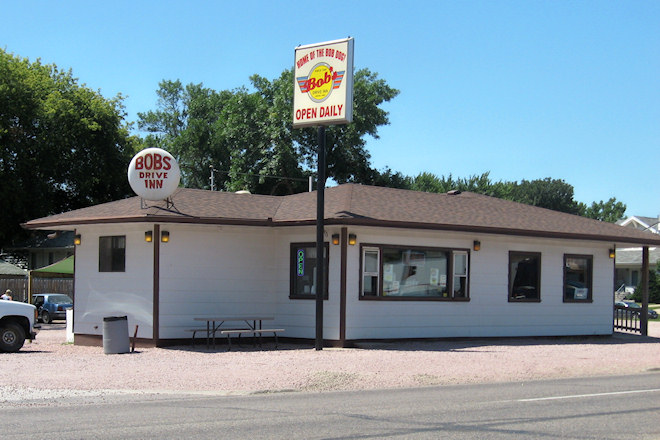 Feature Bob s Drive Inn Le Mars Iowa Iowa Backroads