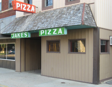 Jake's Pizza | Iowa Backroads