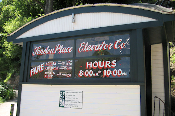 Fenelon Place Elevator (Dubuque, Iowa)