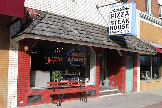 Riverbend Pizza and Steak House (Keosauqua, Iowa)