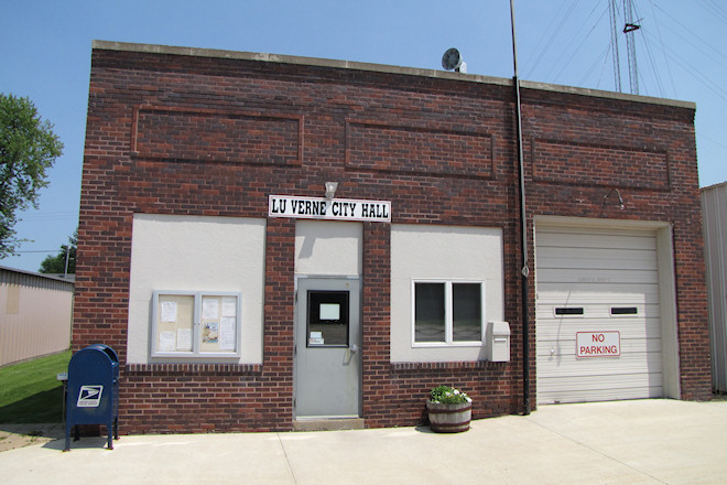 City Hall and Post Office 50560 (Lu Verne, Iowa)