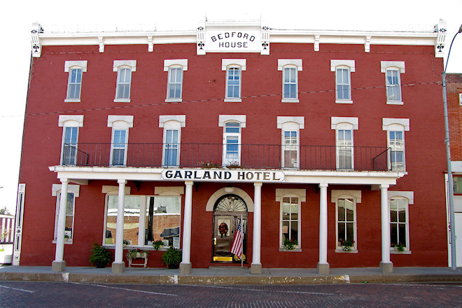 Garland Hotel/Bedford House (Bedford, Iowa)