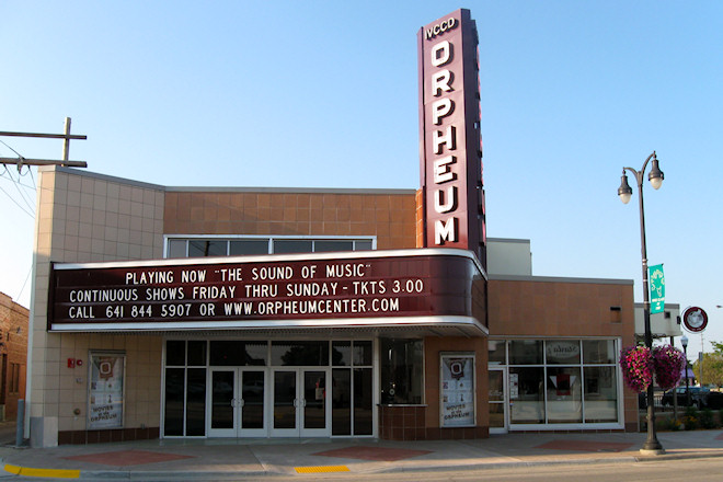 Orpheum Theater Center (Marshalltown, Iowa)