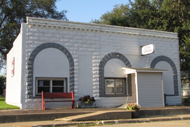 Public Library (Lewis, Iowa)