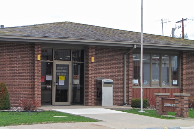 Murphy Memorial Library (Monona, Iowa)