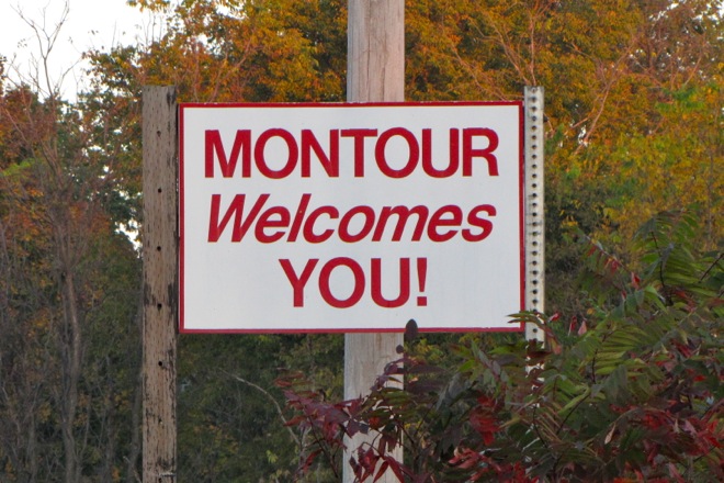 Welcome Sign (Montour, Iowa)